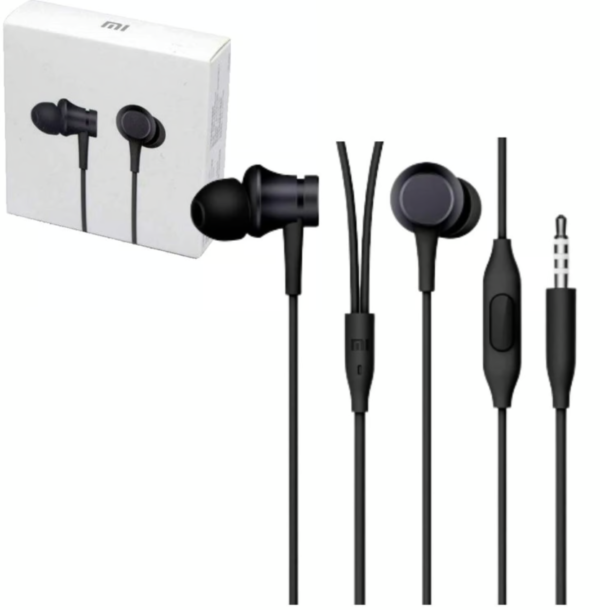 Auriculares Mi In-ear Basic, sonido nítido con micrófono integrado.