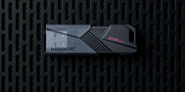 Memoria USB Kingston 64GB DataTraveler Exodia Onyx - Imagen 4
